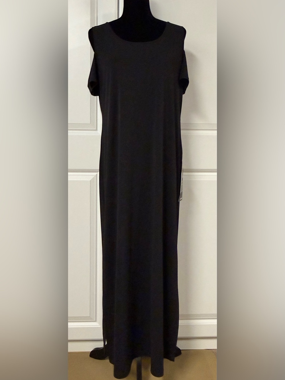 Avenue Cold Shoulder Maxi Dress